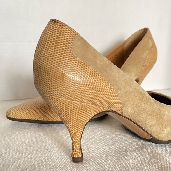 Salvatore Ferragamo Suede/Snake Embossed Leathr Pointed Cap Toe Heels/Shoes 9.5B - Picture 5 of 16